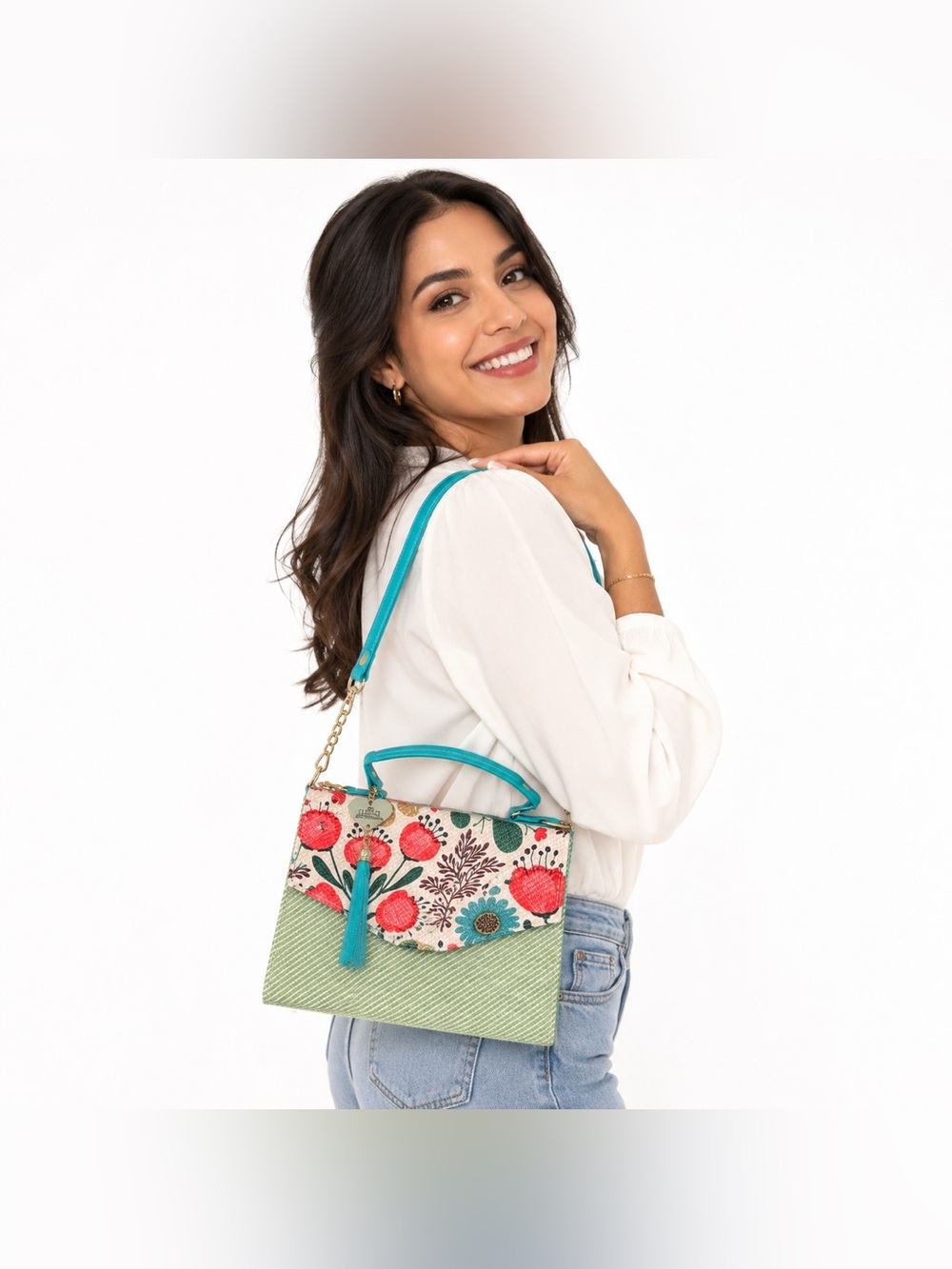Handmade Crossbody Jute Bag - Picture 5 of 6